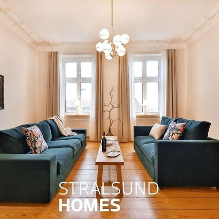 שטראלסונד Apartments Am Bahnhof מראה חיצוני תמונה
