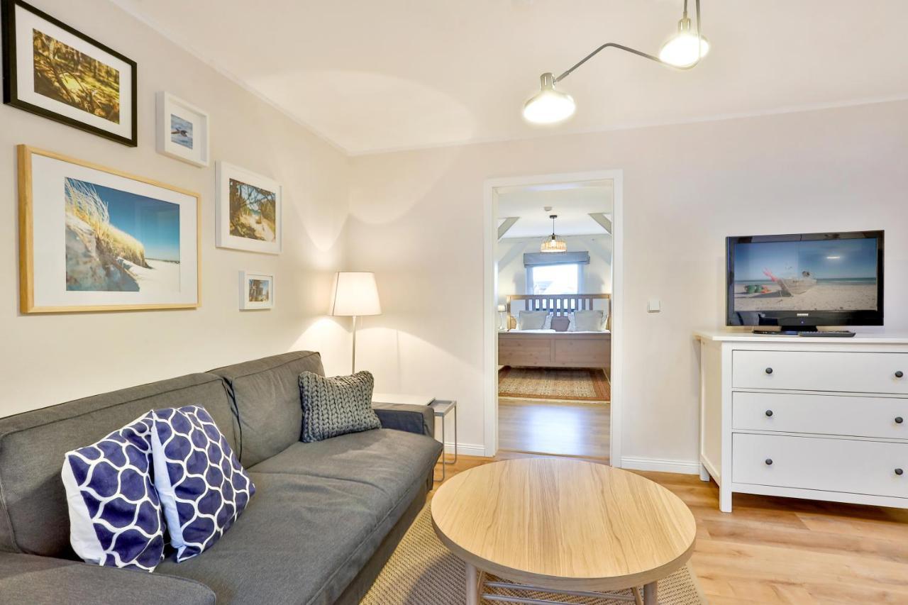 שטראלסונד Apartments Am Bahnhof מראה חיצוני תמונה