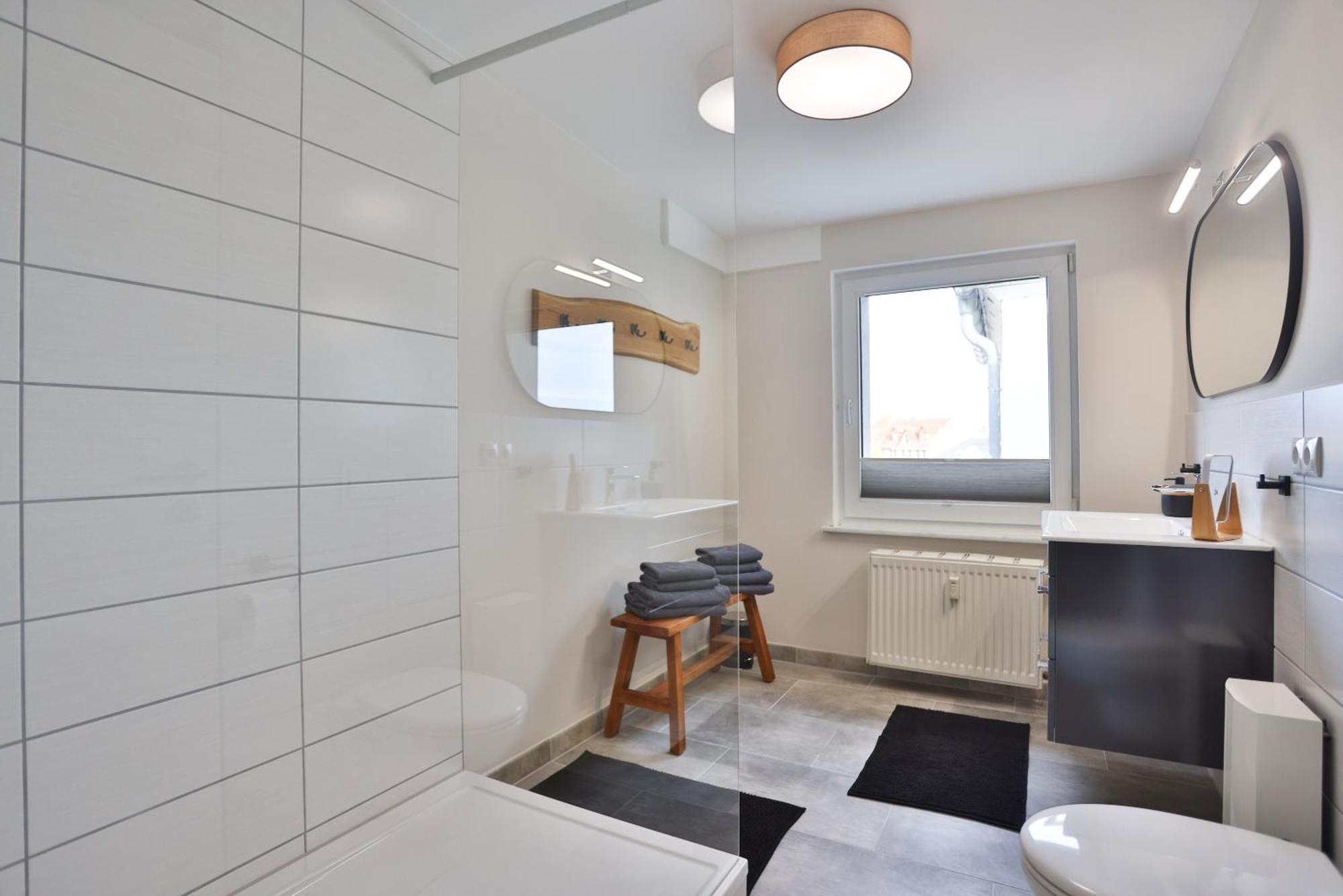 שטראלסונד Apartments Am Bahnhof חדר תמונה