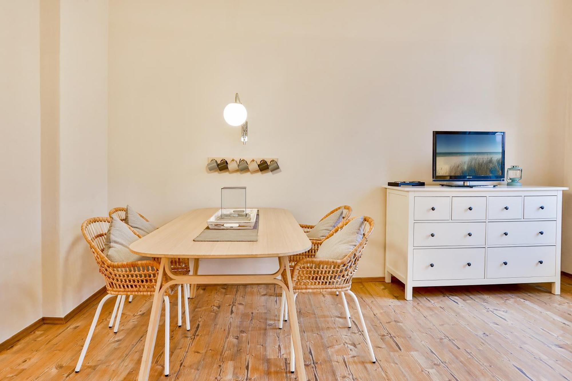 שטראלסונד Apartments Am Bahnhof חדר תמונה