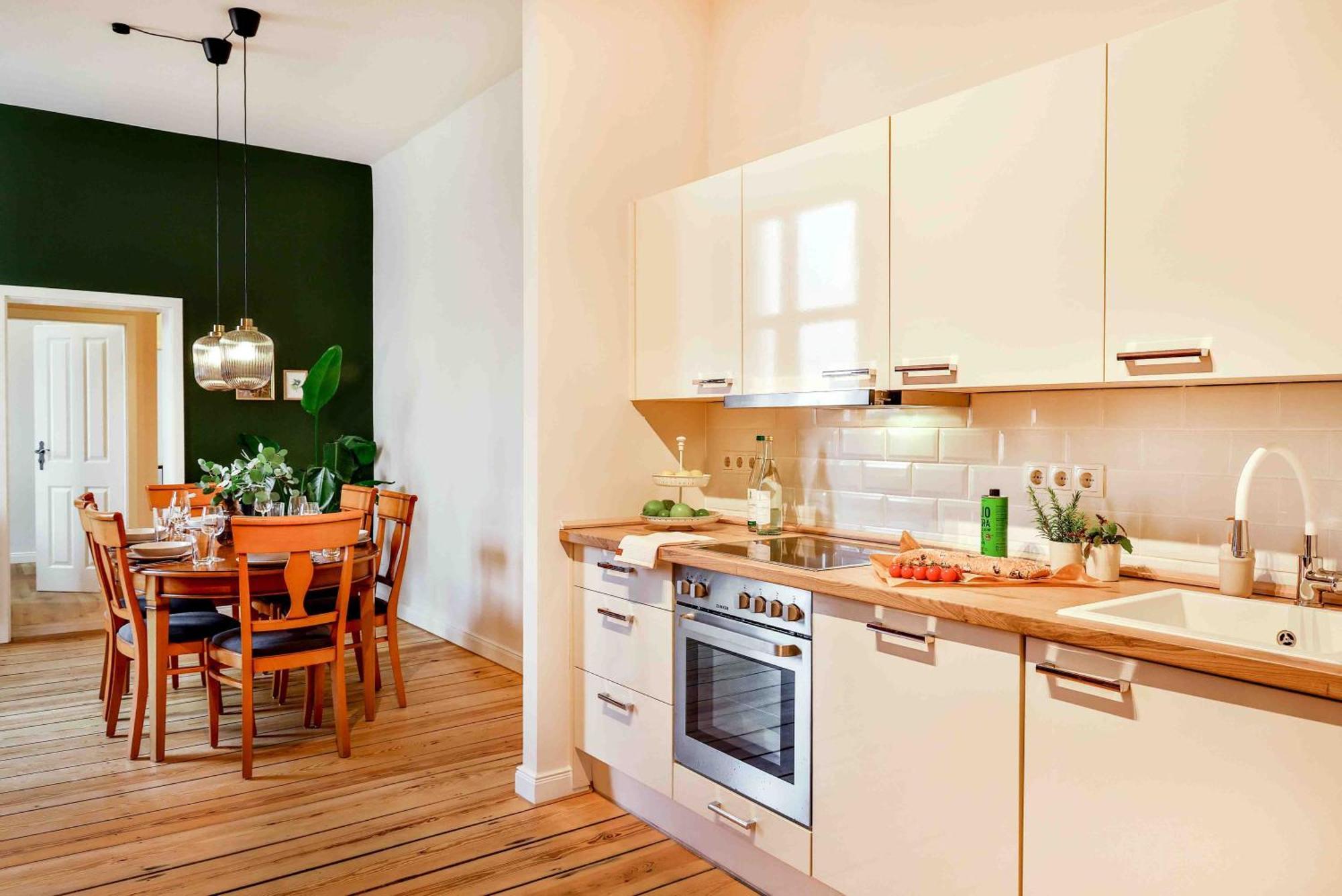 שטראלסונד Apartments Am Bahnhof מראה חיצוני תמונה