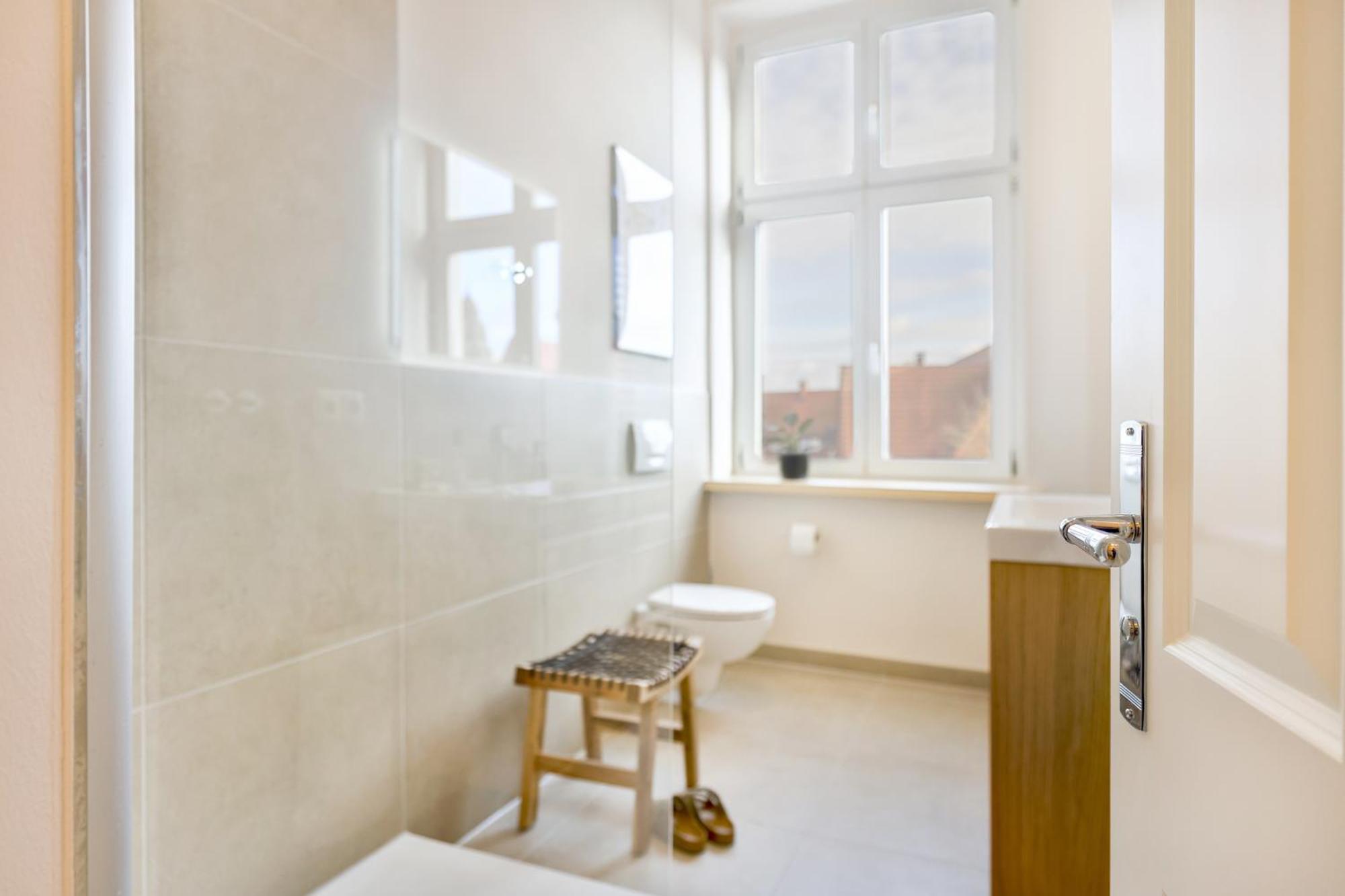 שטראלסונד Apartments Am Bahnhof חדר תמונה